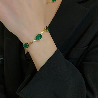 Elegant Green Crystal Necklace & Bracelet Set – Gold Finish